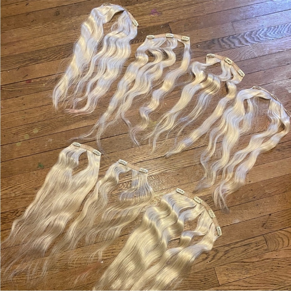 Platinum blonde human hair extensions blonde clip in extensions